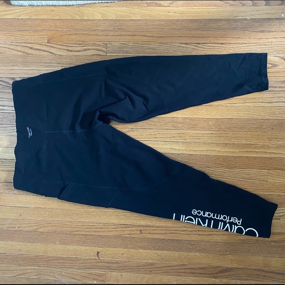Calvin Klein leggings - Picture 2 of 4